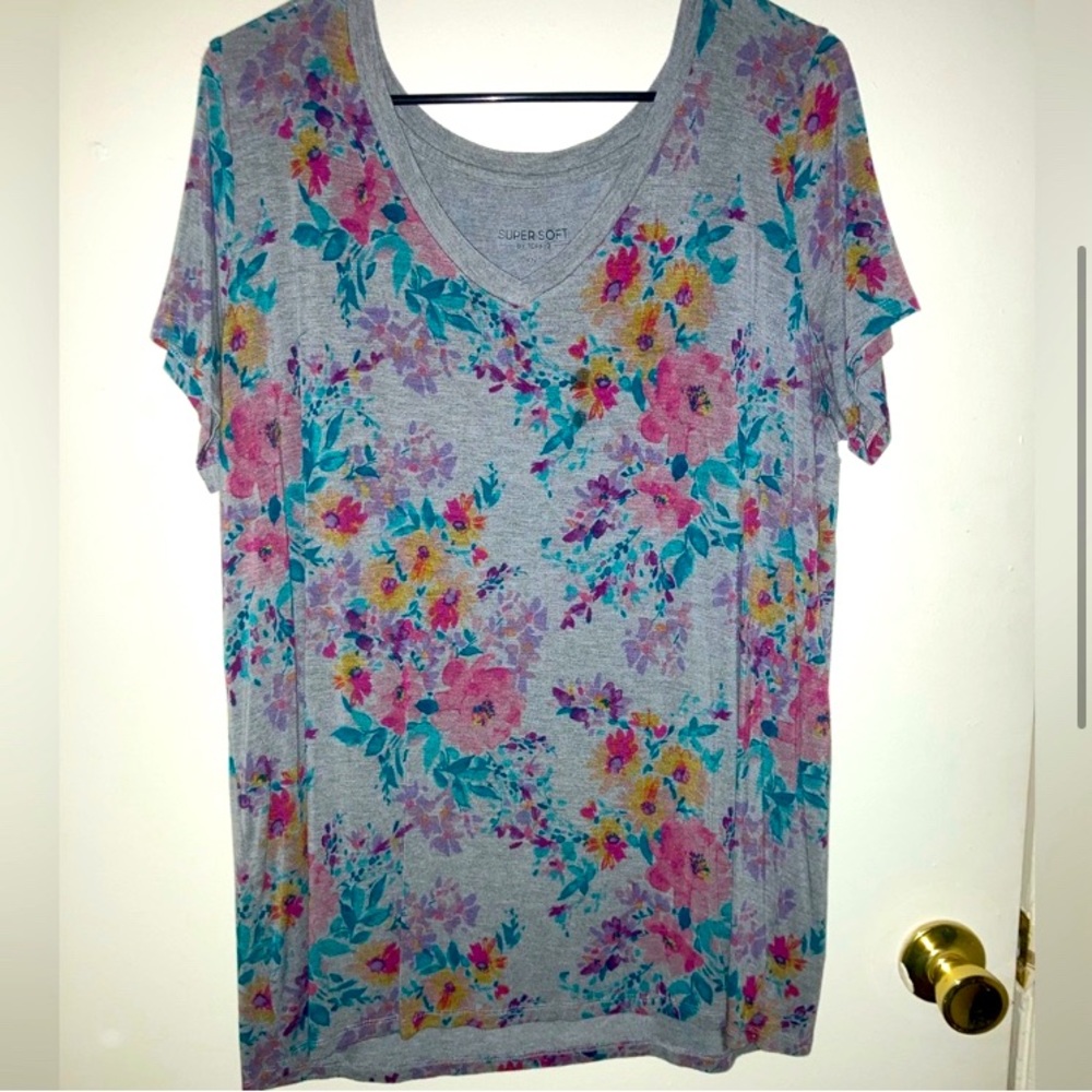 Torrid gray floral colorful super soft t-shirt